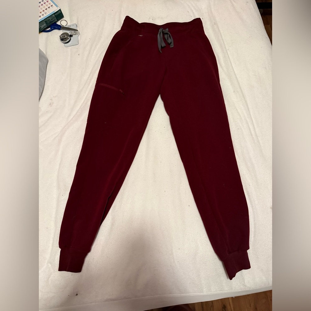 FIGS Zamora Jogger Scrub Pants